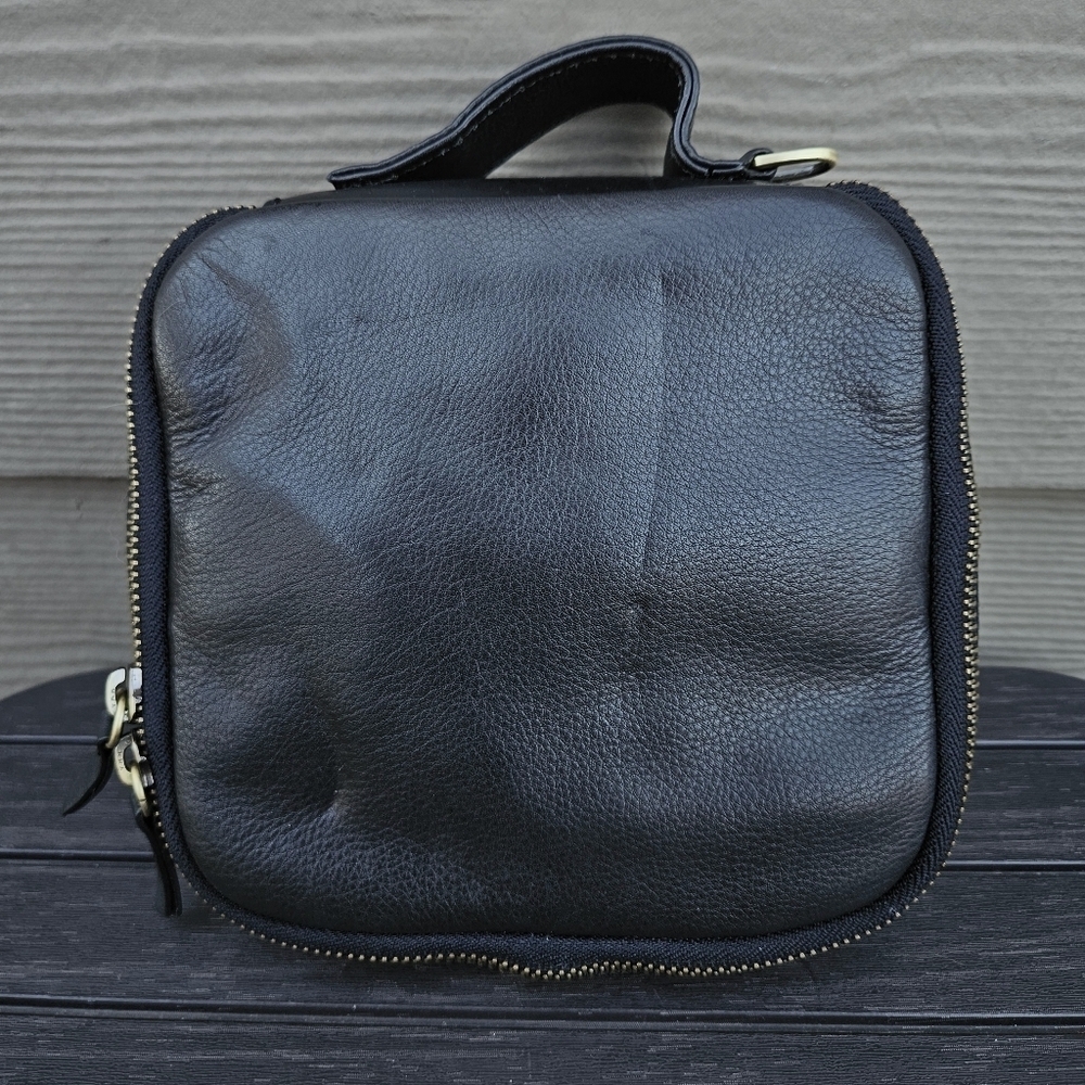 HOBO International Small Black Leather Makeup Bag Cosmetic Zip Pouch Shearling
